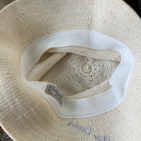 VTG 80\'s Classic Pierre Cardin Woven Bucket Hat /Cap Creme OS